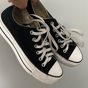 Low top platform black Converse